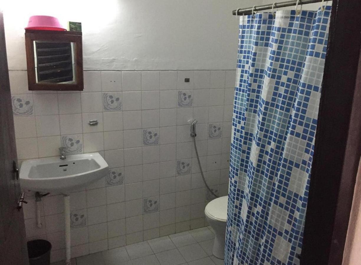 Hotel Silver Sands Negombo Luaran gambar