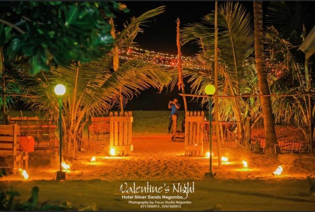 Hotel Silver Sands Negombo Luaran gambar