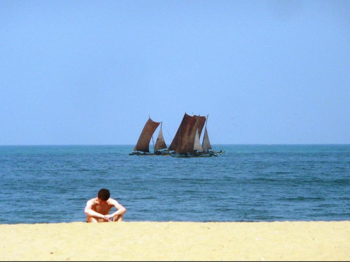 Hotel Silver Sands Negombo Luaran gambar