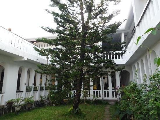 Hotel Silver Sands Negombo Luaran gambar